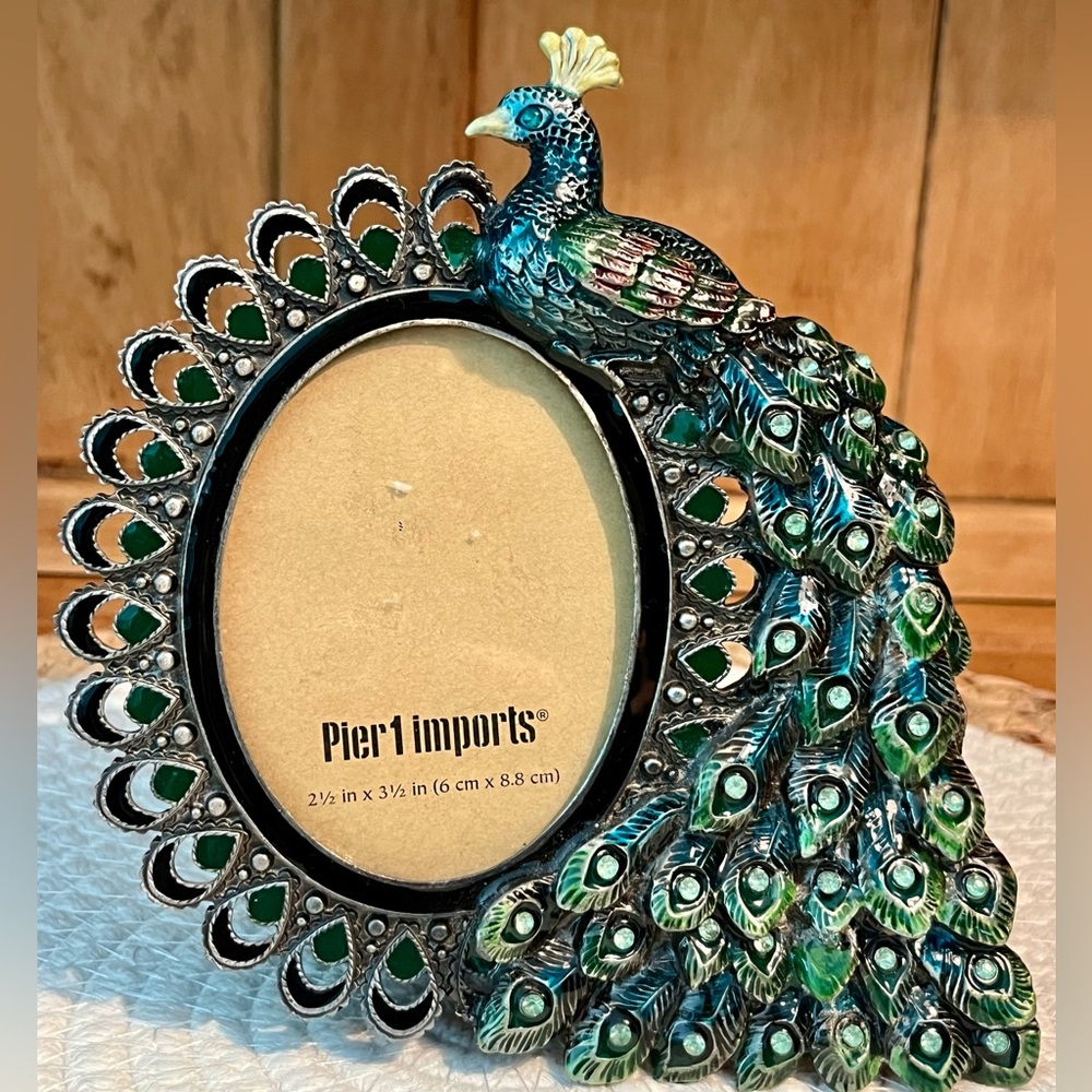 Beautiful Pier 1 Imports, Peacock Frame ( 2.5”x 3.5”)